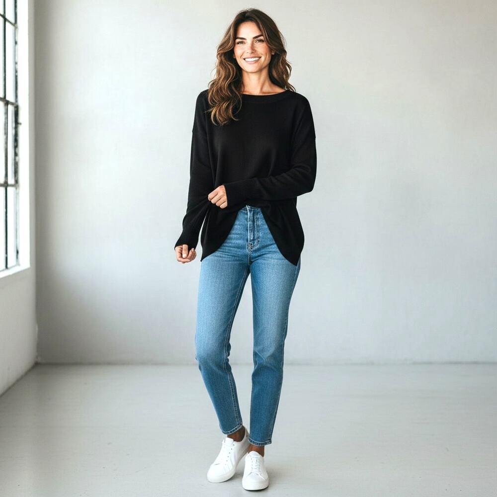 NWT CHARIE PAIGE Lightweight Black Viscose/Nylon Sweater L Minimalist  Classic